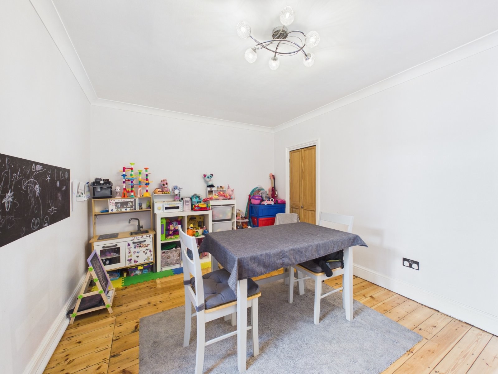 London Road, High Wycombe, Buckinghamshire, HP11, photo 3
