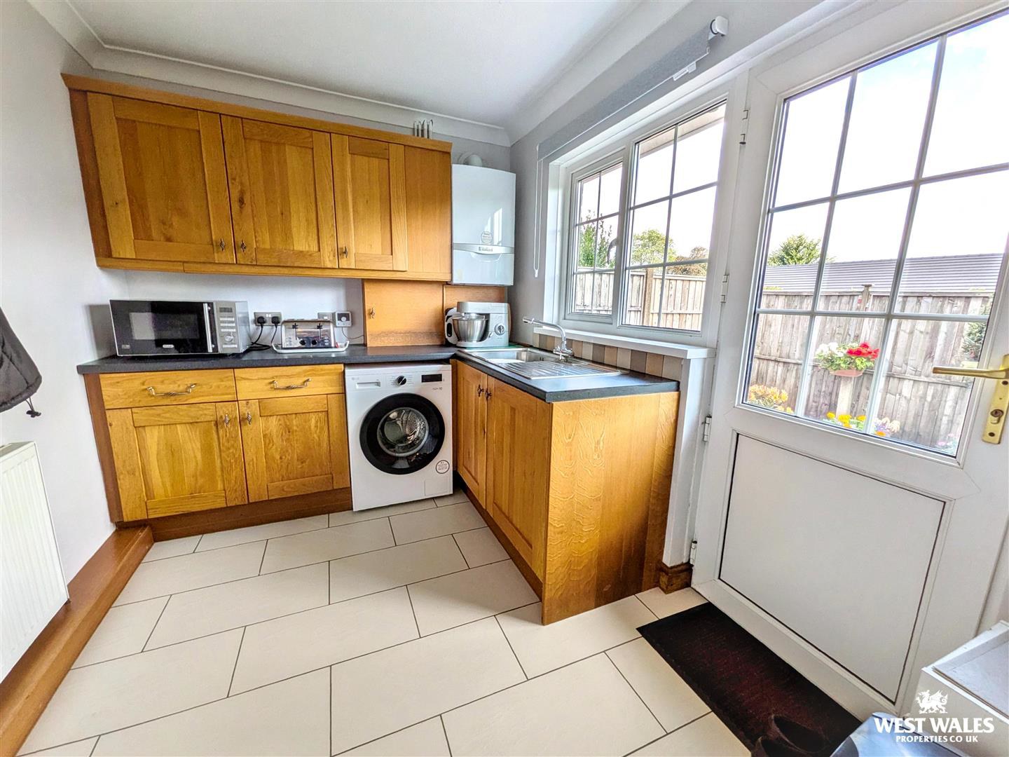 Brithdir, Llangunnor, Carmarthen, photo 14