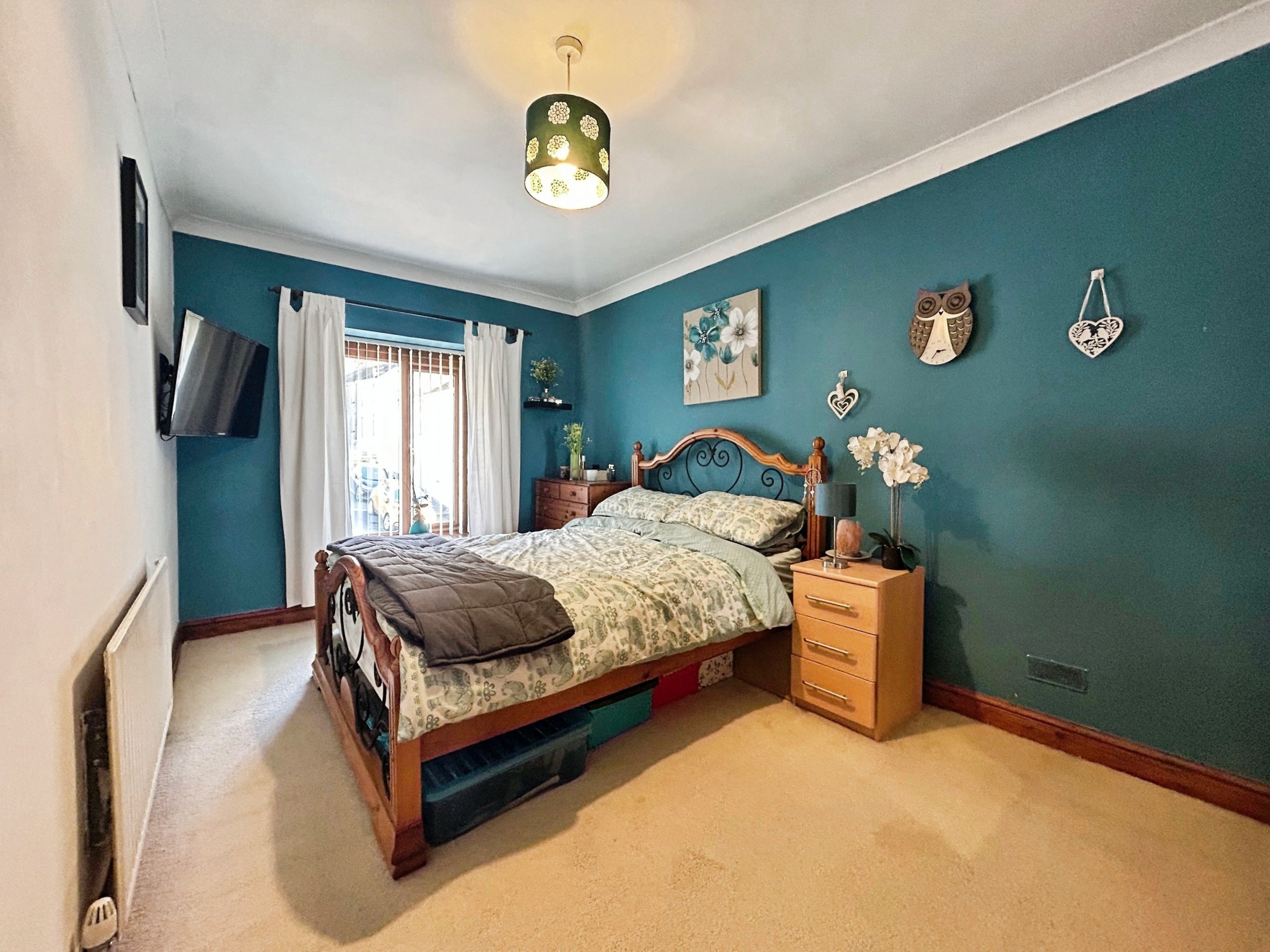 High Street, Ogmore Vale, CF32, photo 4
