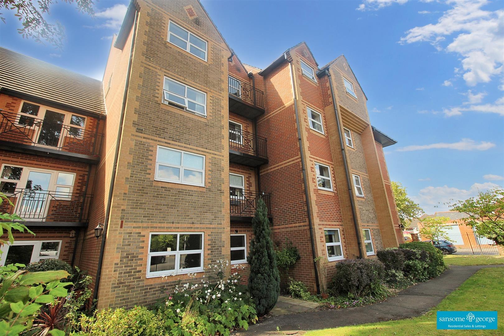 Northcourt Avenue