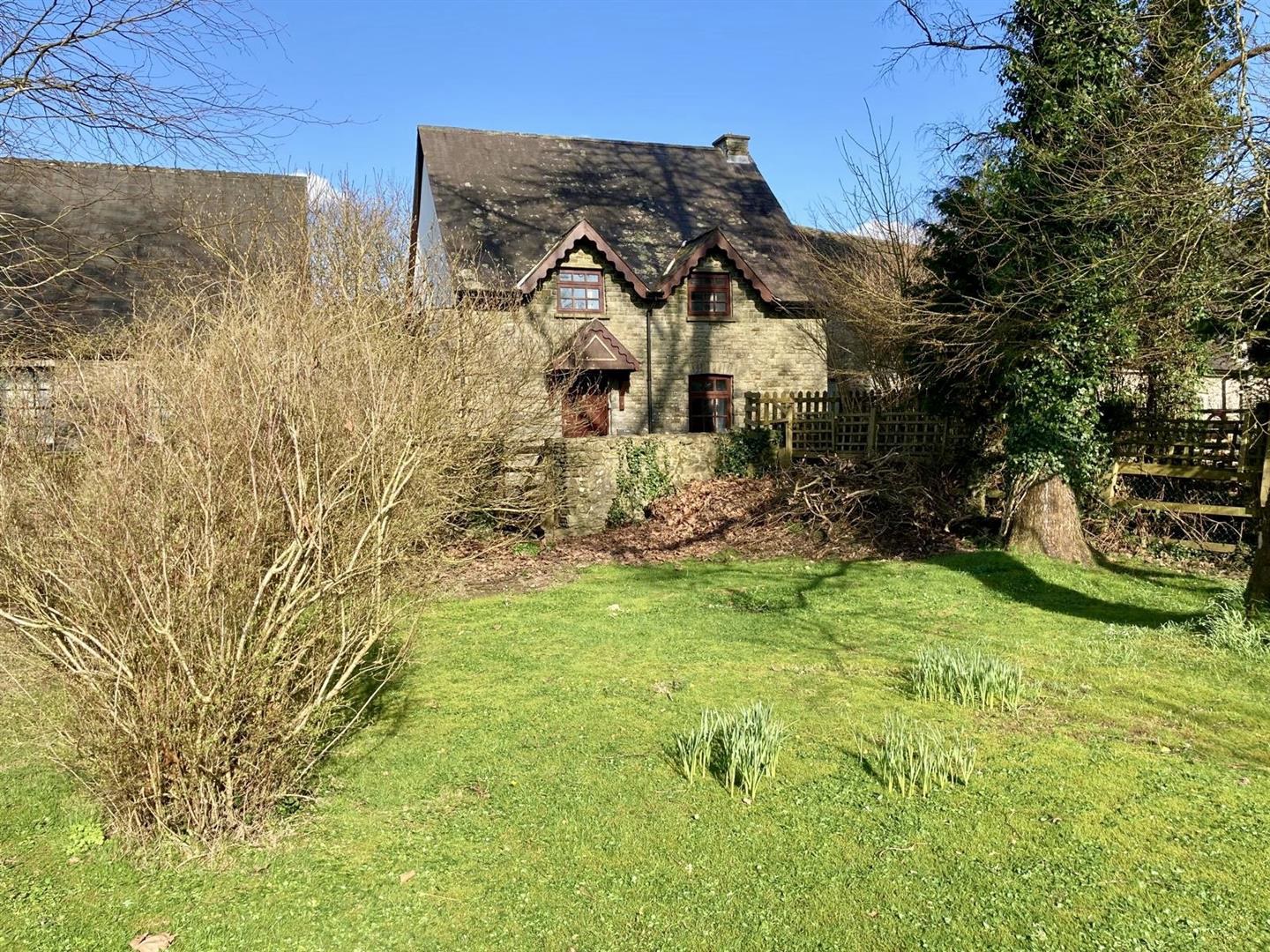 Talley, Llandeilo, photo 5