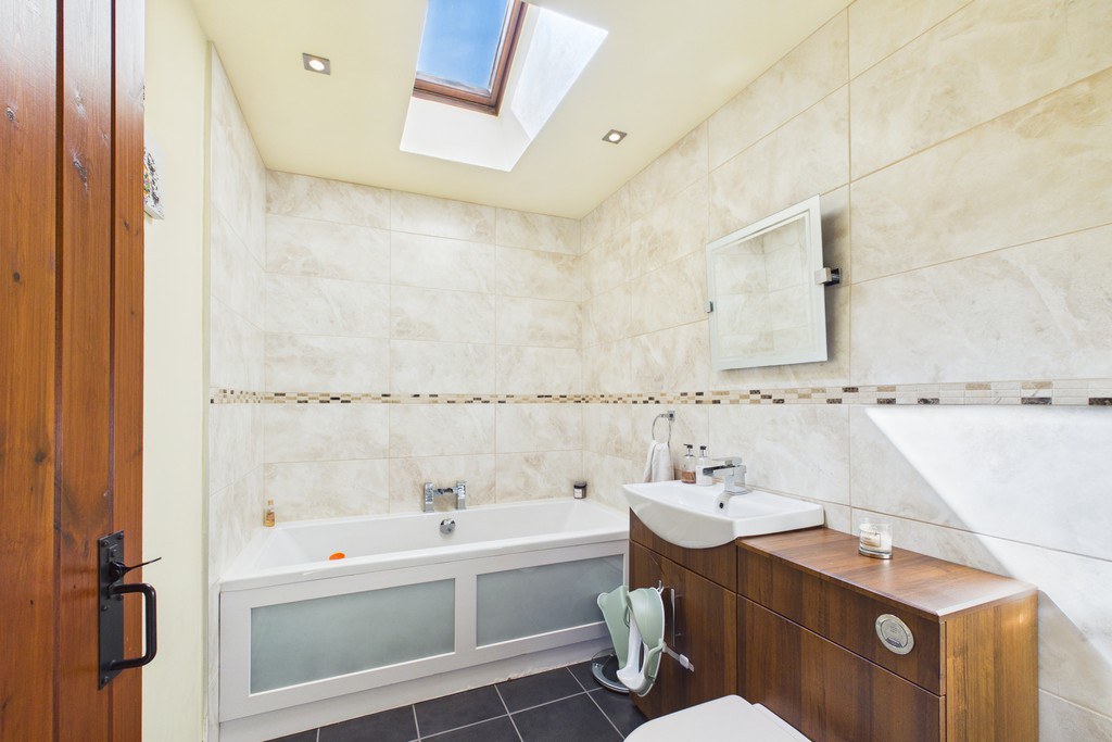 Greenbank Cottage, Dalton-in-Furness LA15 8JG, photo 32