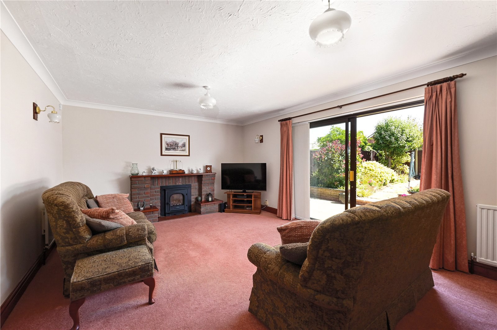 Mytchett Road, Mytchett, Camberley, Surrey, GU16, photo 4