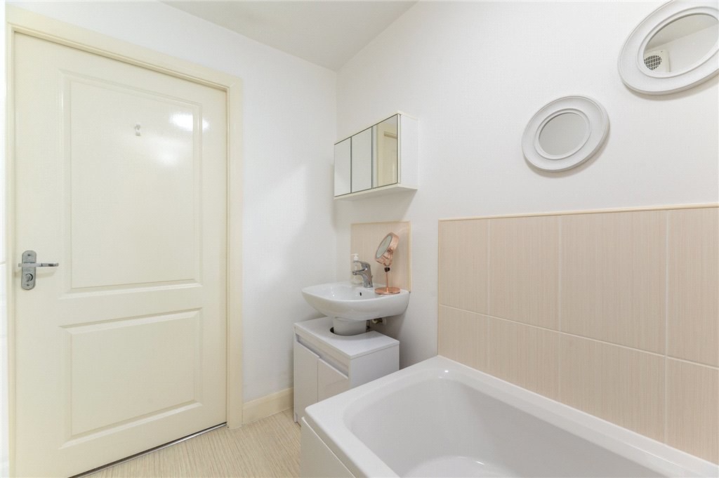 Fenton Gate, Middleton, Leeds, West Yorkshire, LS10, photo 16