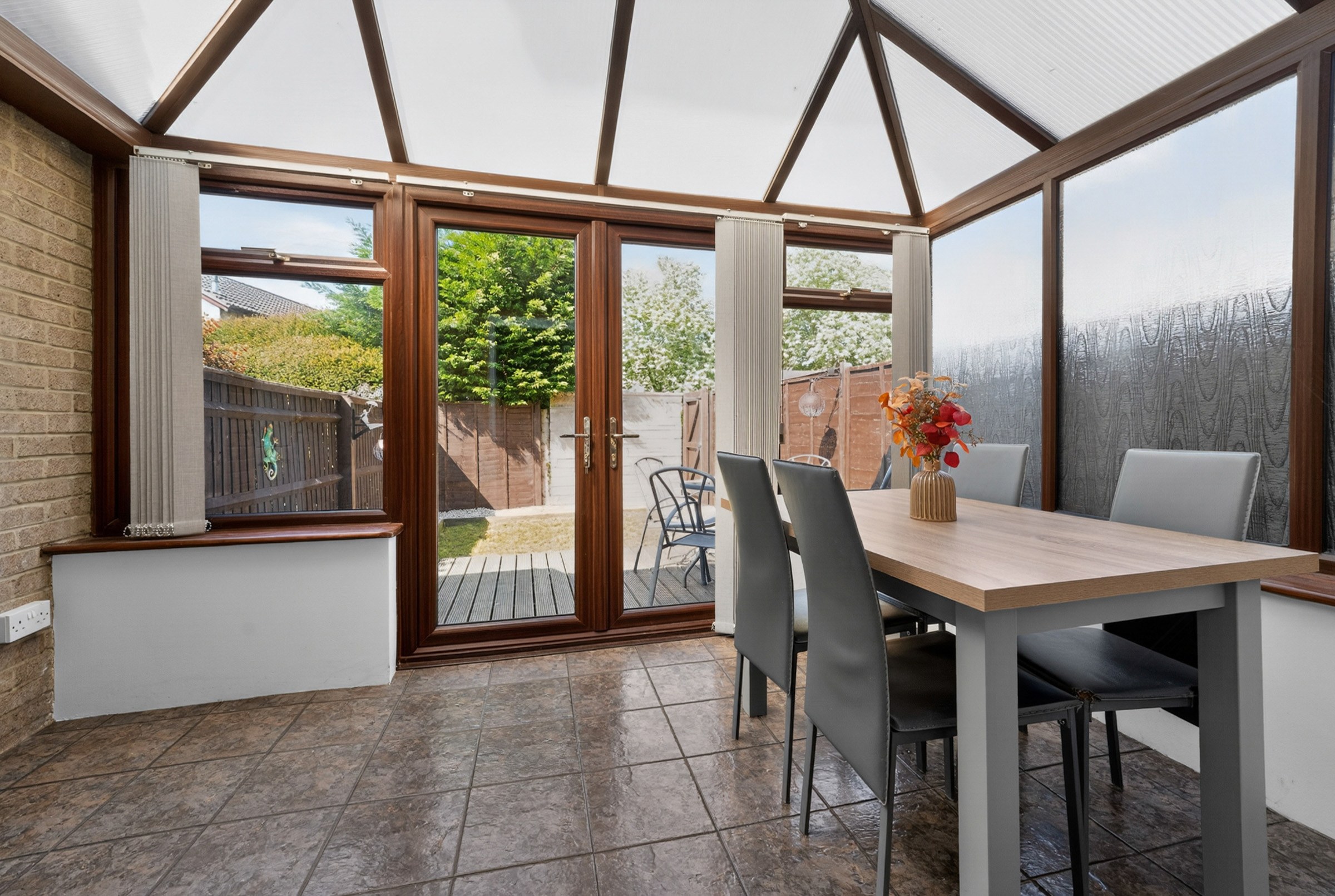 Thorney Leys, Witney, OX28, photo 9