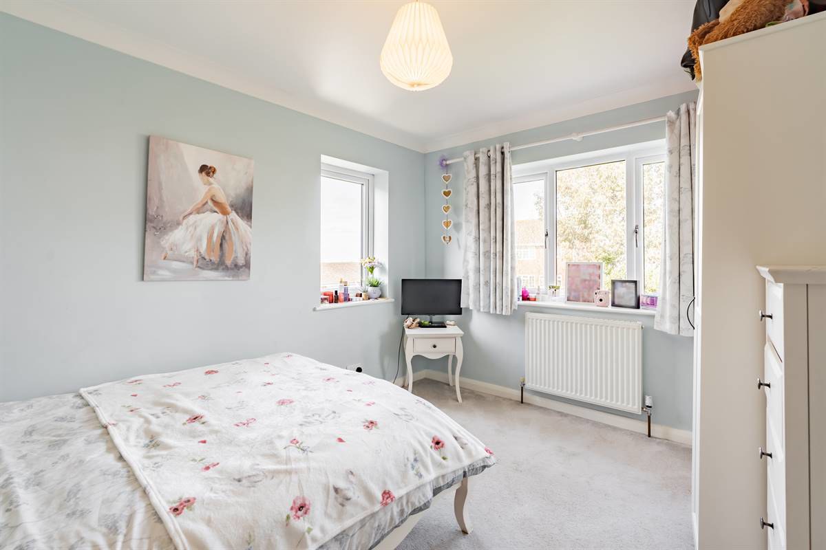Hazlemere Road, Seasalter, Whitstable, photo 18