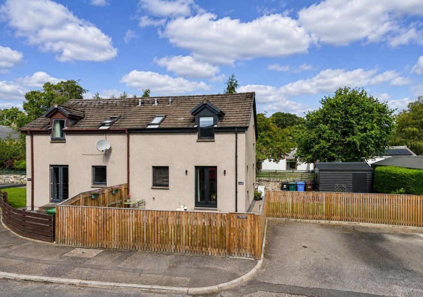 Inverallan Court