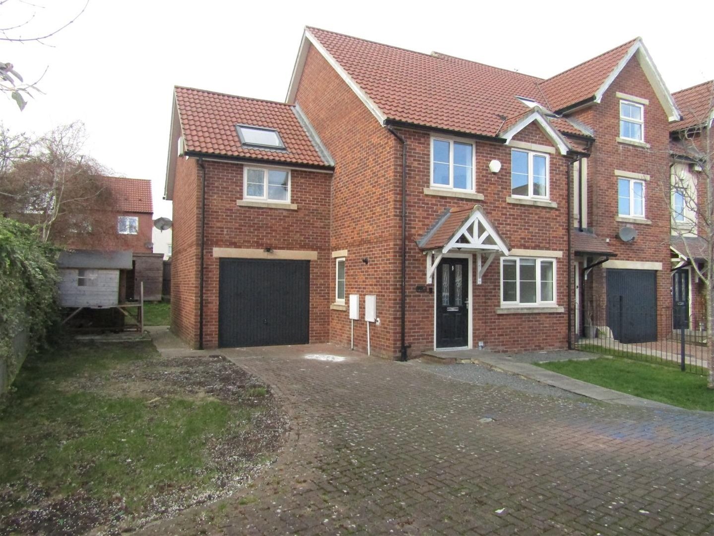4 bed terraced to rent in Redfearn Mews, Harrogate