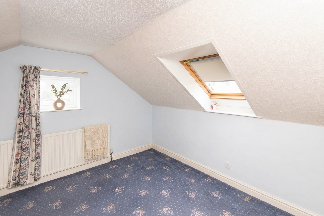 Manor Avenue, Brimington, S43, photo 16