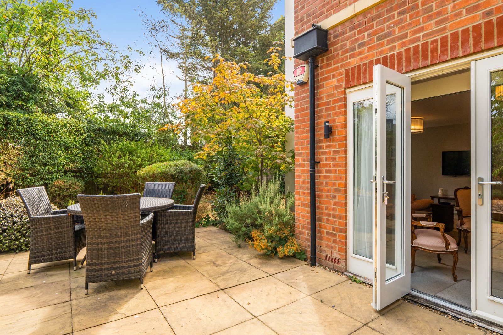 Lightoller House, Bolingbroke Close, Cockfosters, EN4, photo 18