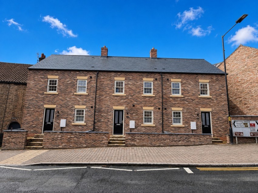 3 bed terrace for sale in Skellgarths Cottages, Ripon