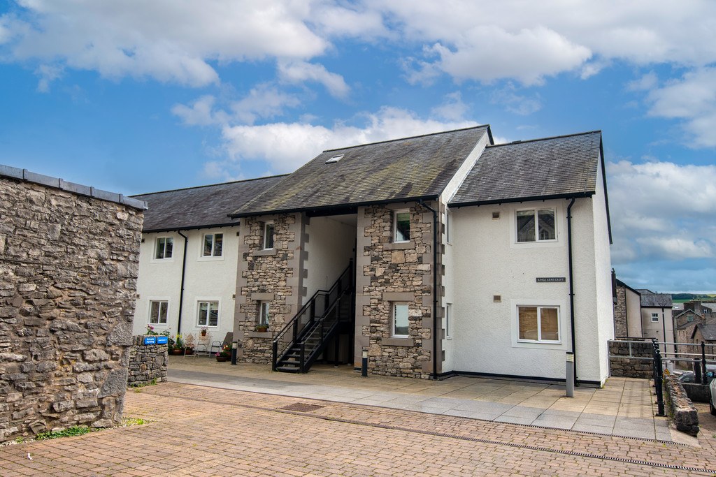 1 Kings Arm Croft, Kendal, Cumbria, LA9 4DG