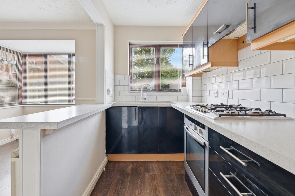 Sunbury Court, Southend-on-sea, SS3 8, photo 2