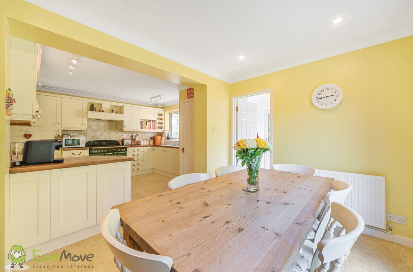 Hollybush Lane, West Heath, Baughurst, Tadley, RG26, photo 6