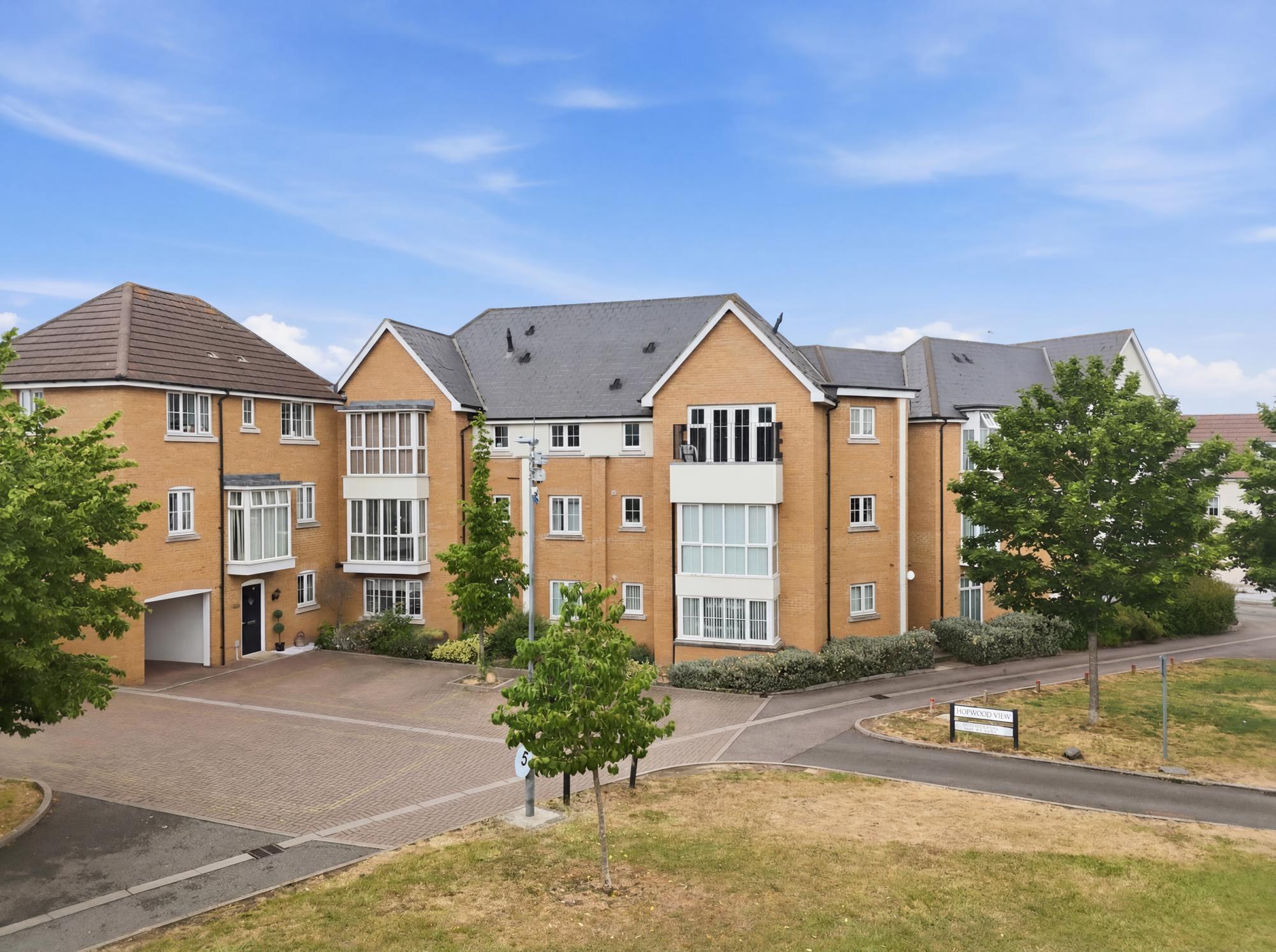 Lambourne Chase, CHELMSFORD, CM2 9FF