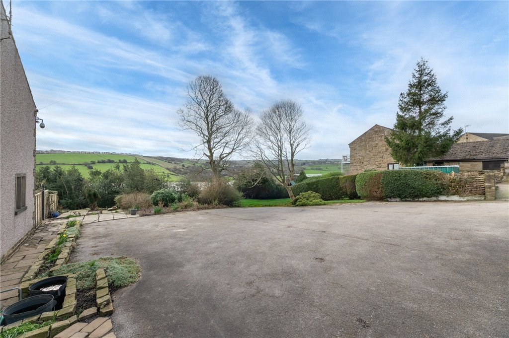 Chat Hill Road, Thornton, Bradford, West Yorkshire, BD13, photo 18
