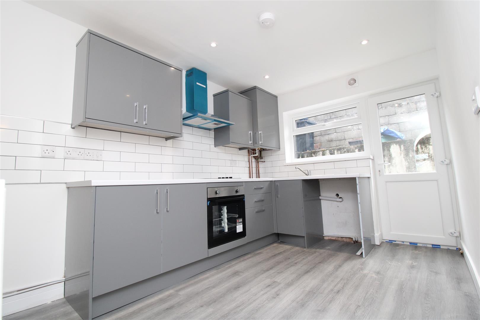 House - Terraced For Rent Tramroad Terrace