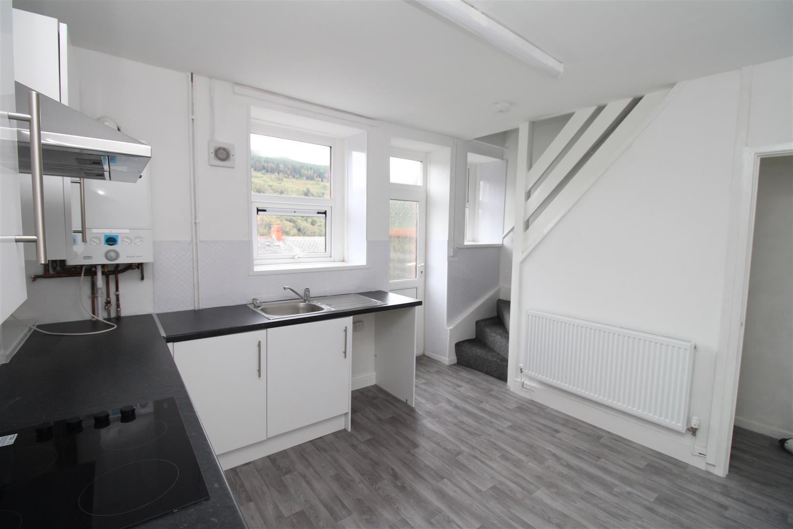 House - Terraced For Sale Ty'r Felin Street