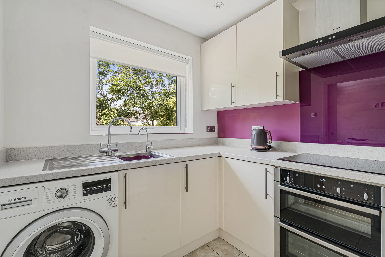 Kings Road, Fleet, Hampshire, GU51, photo 2