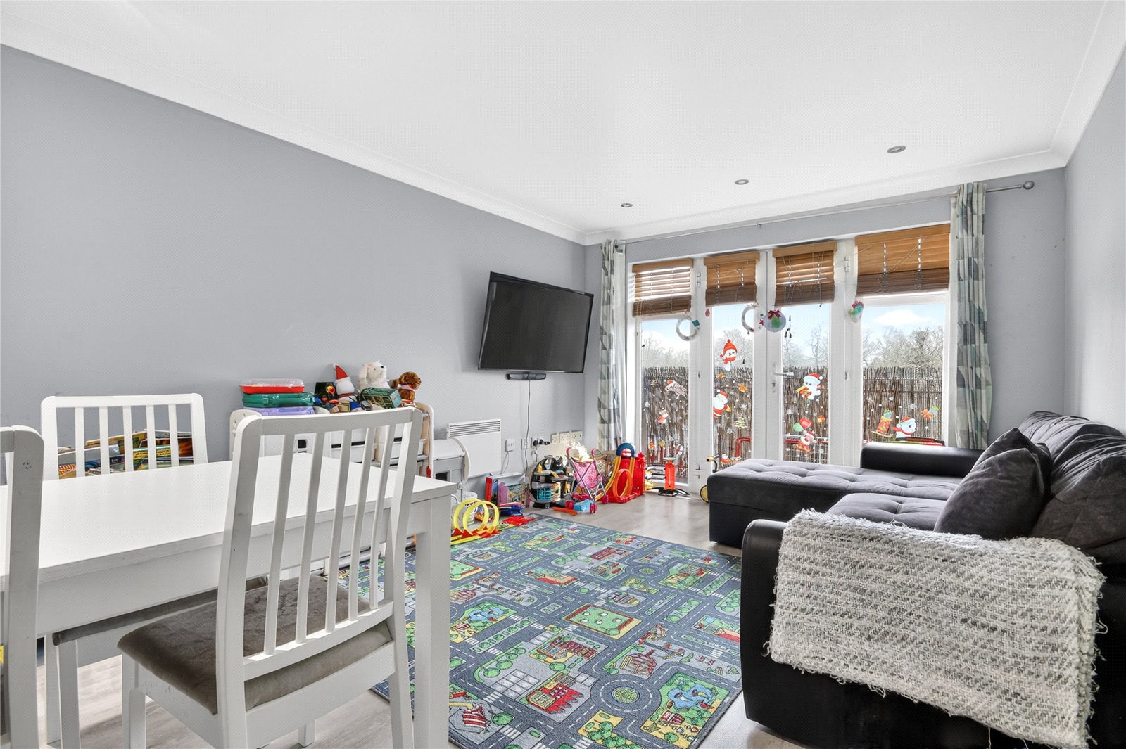 Photo 4