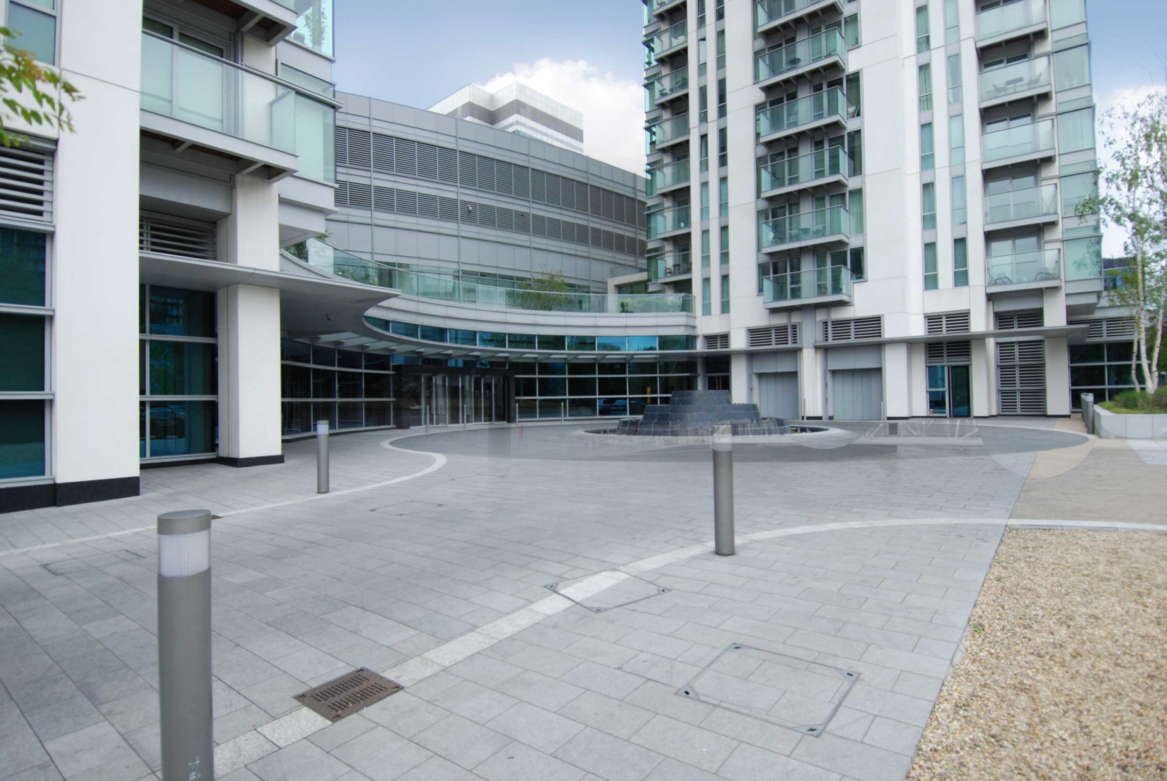 Pan Peninsula, Docklands, London, E14
