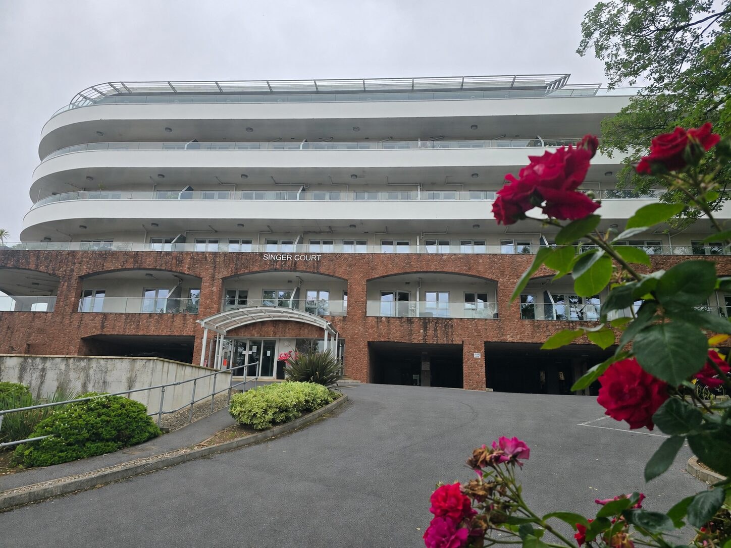 Manor Crescent