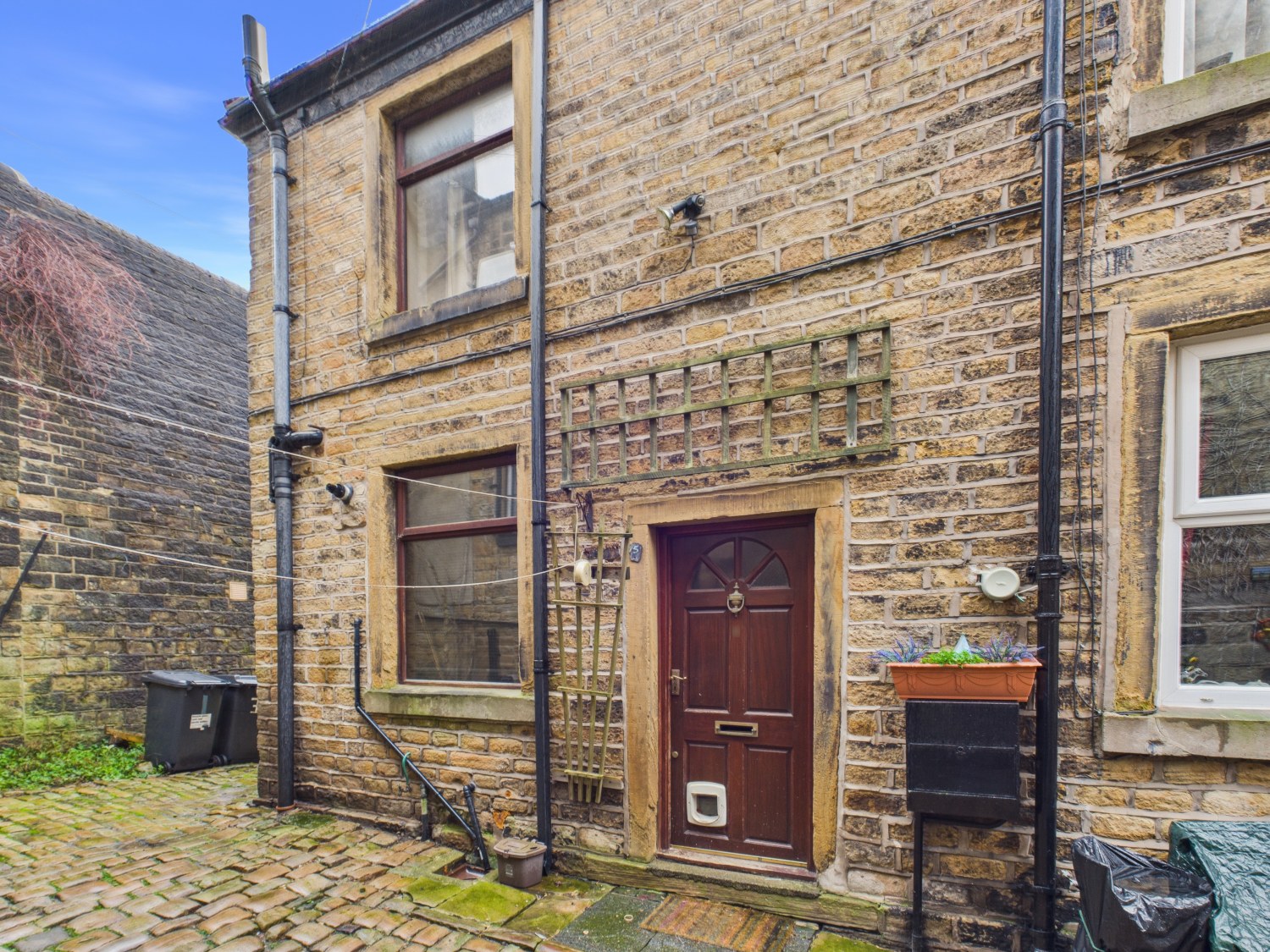 Yorkshire Terrace, Mossley, Ashton-under-Lyne, OL5 9AF, photo 2