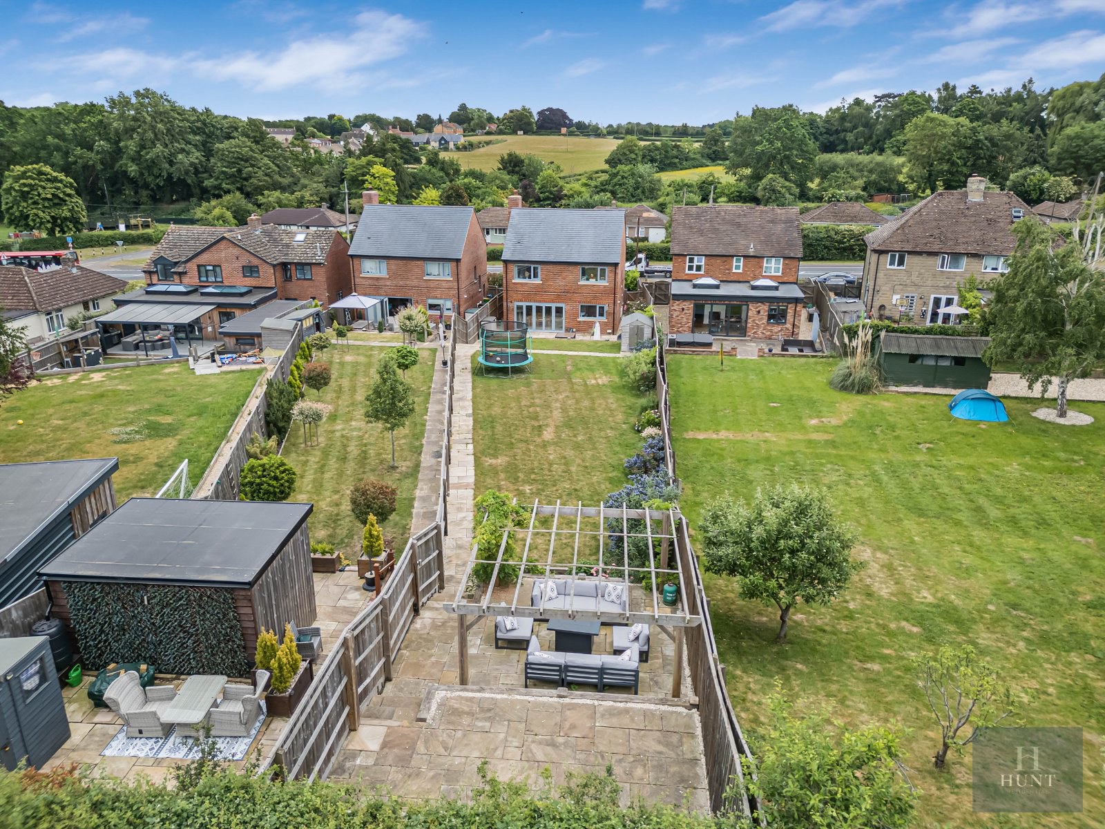Oxford Road, Tiddington, Thame, Oxfordshire, OX9, photo 2
