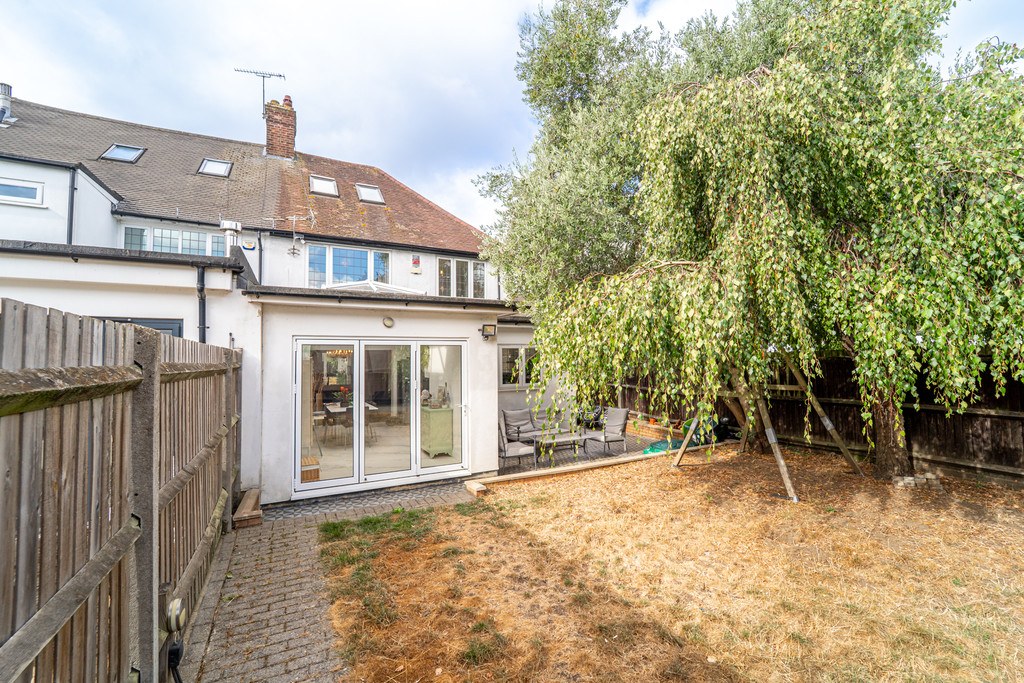 Long Lane, Finchley N3, photo 17