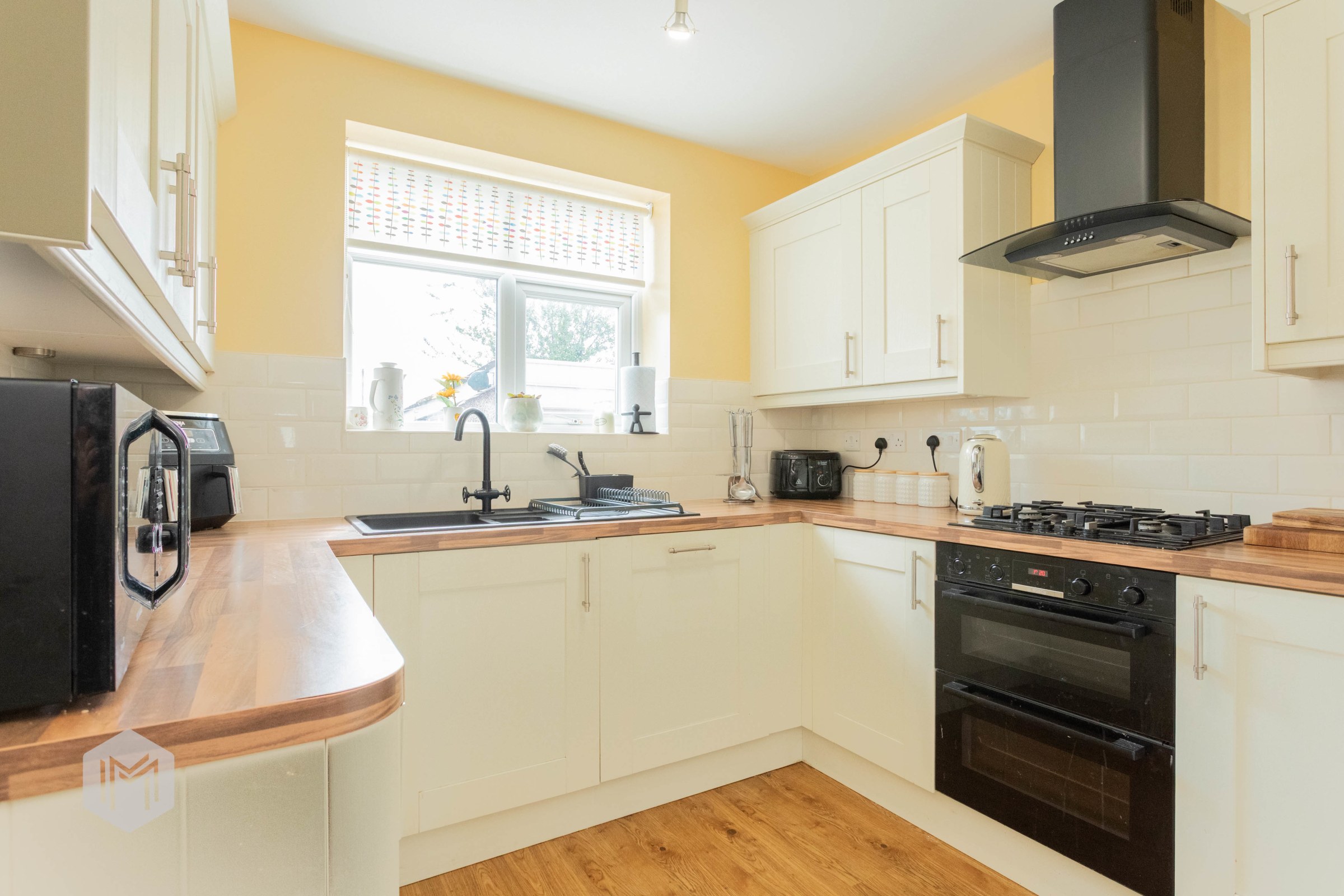 Everard Close, Worsley, M28, photo 3