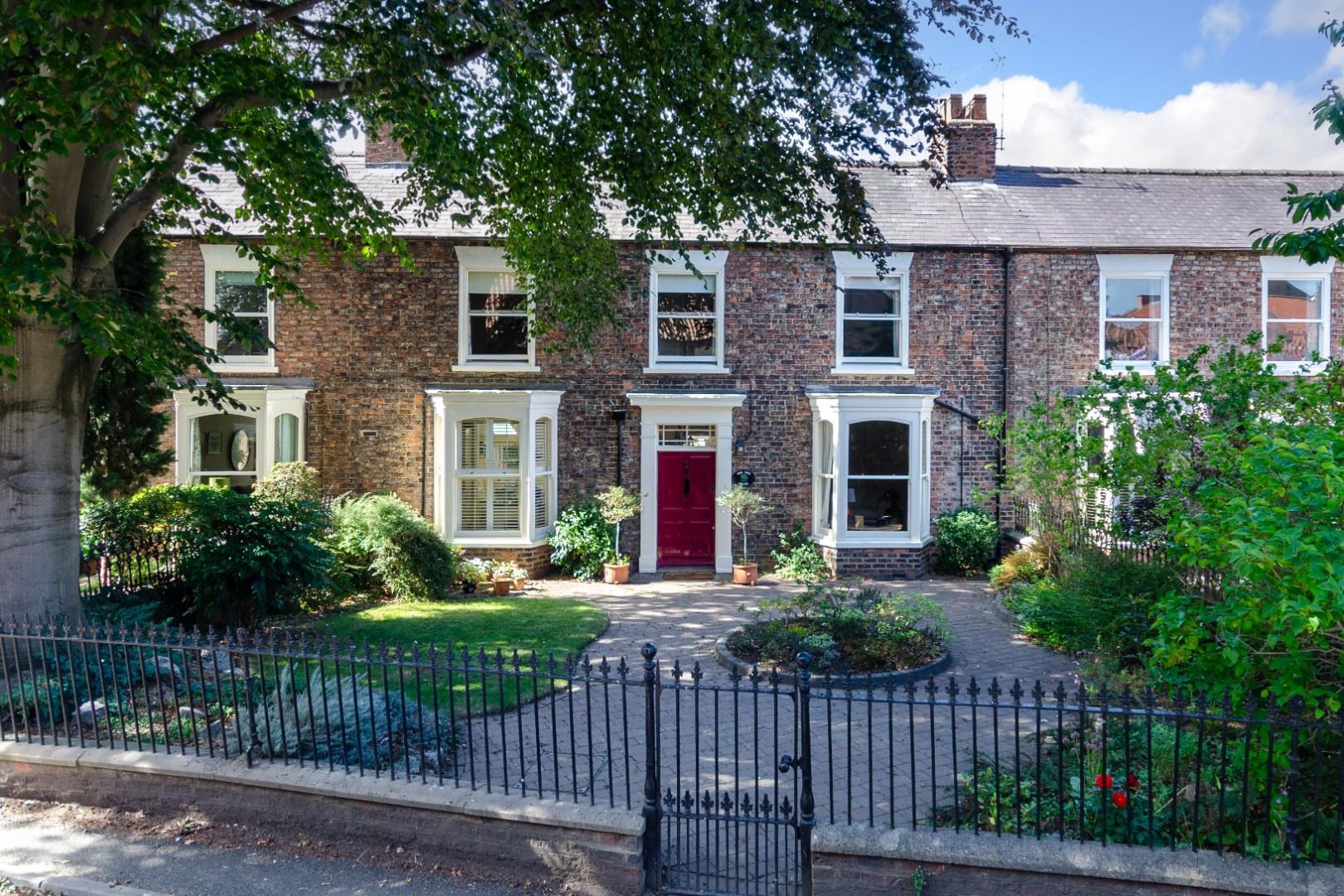 Little Lane Yew Tree House York