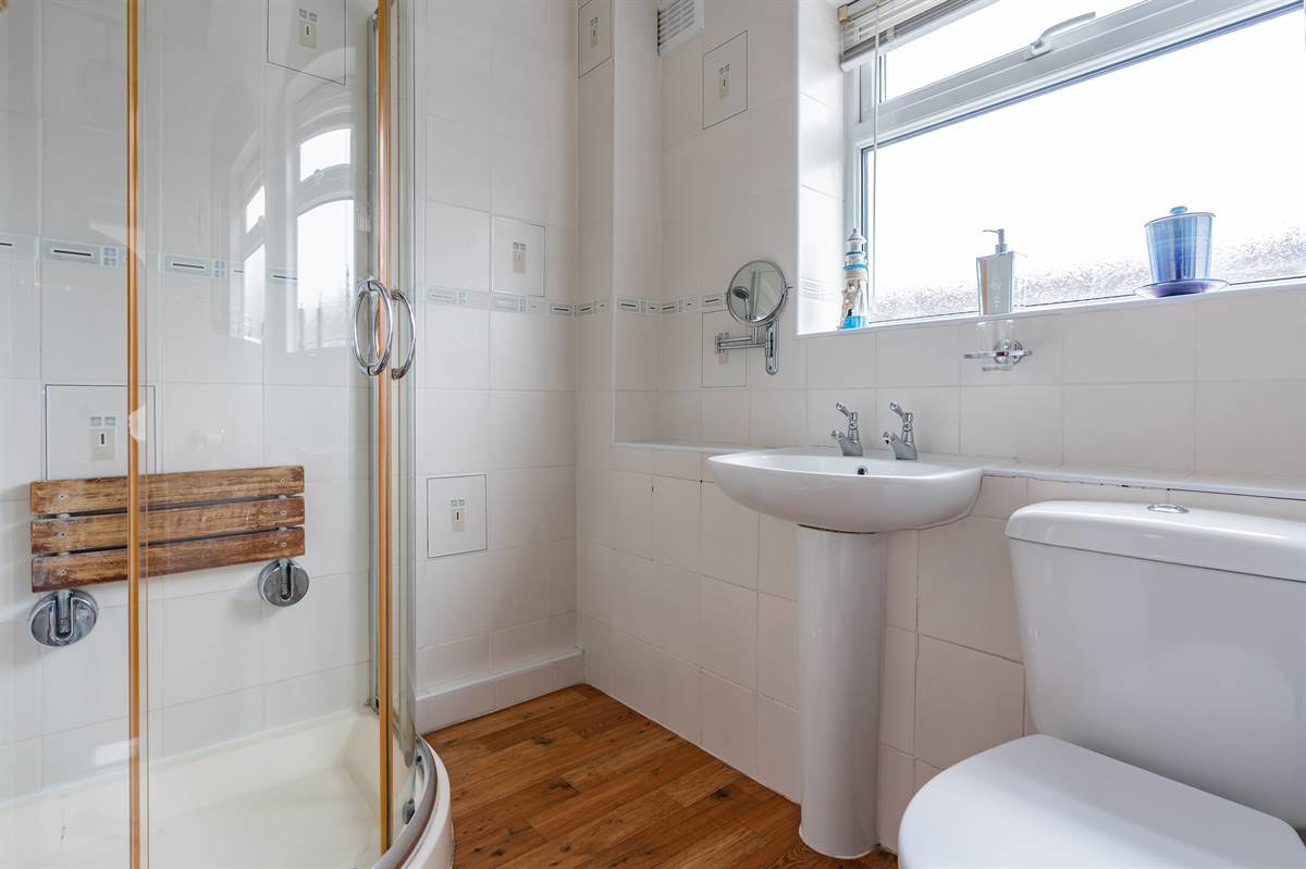 Faversham Road, Seasalter, Whitstable, photo 8