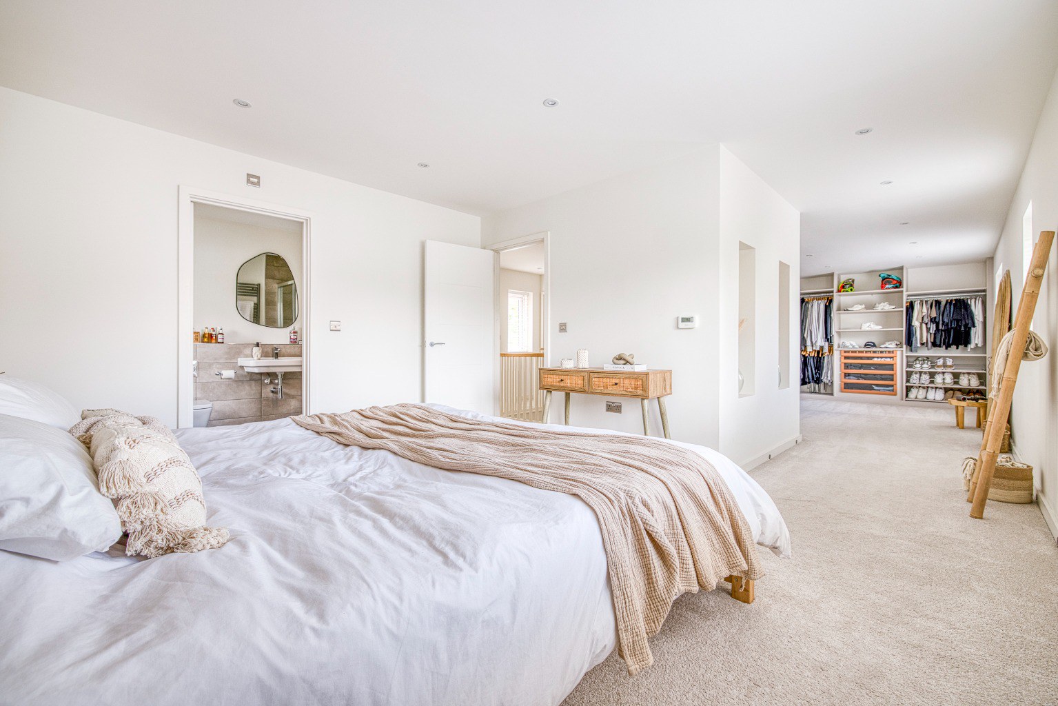 Exclusive enclave, Brent Knoll, photo 23