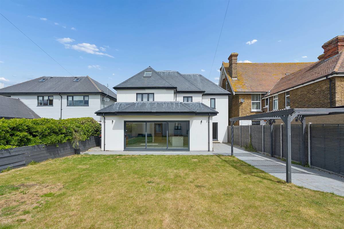 Marine Parade, Tankerton, Whitstable, photo 31
