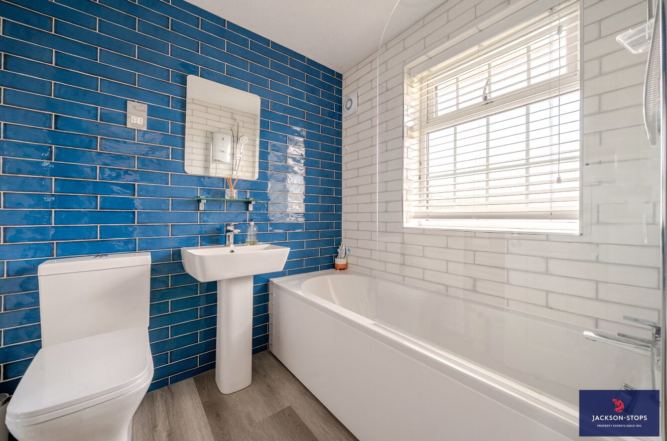 Stratford Close, Toddington, Central Bedfordshire, LU5, photo 19