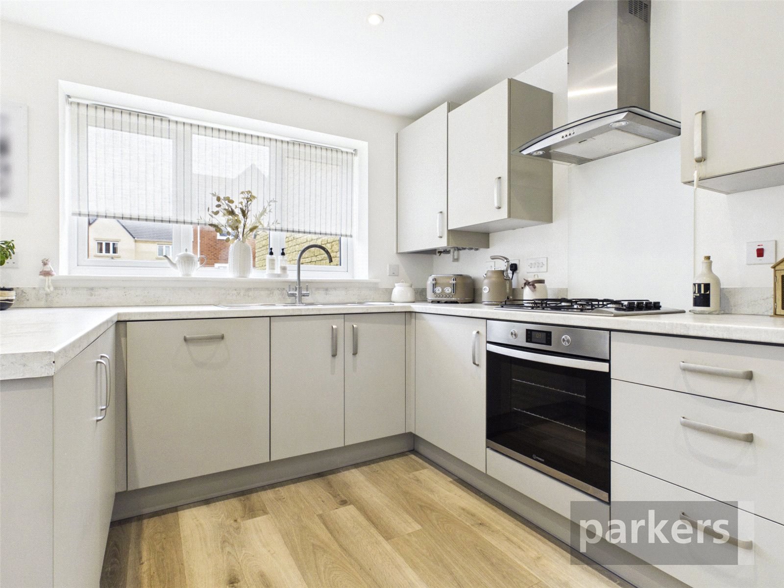 Rapide Crescent, Witney, Oxfordshire, OX29, photo 7
