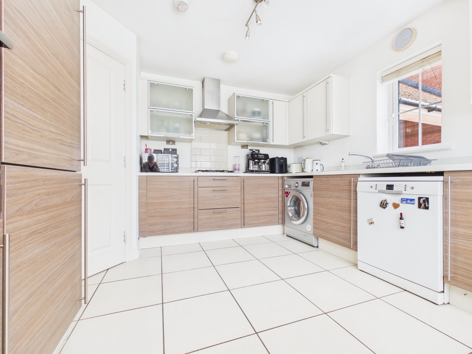 Clayton Road, Lane End, Buckinghamshire, HP14, photo 2