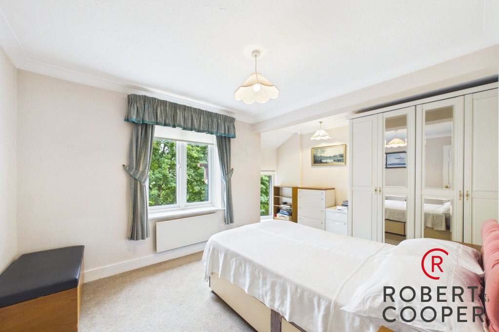 The Forresters, Winslow Close, Eastcote, Pinner, HA5, photo 6