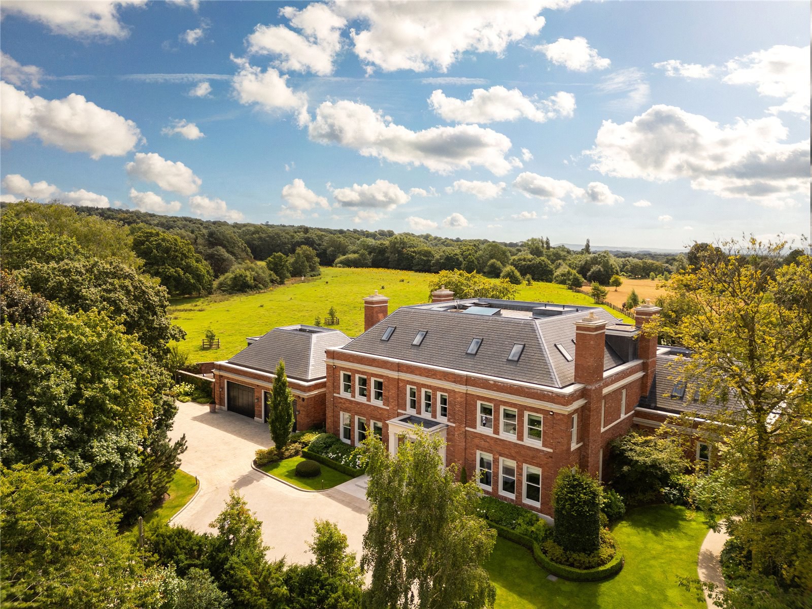 Macclesfield Road, Alderley Edge, Cheshire, SK9