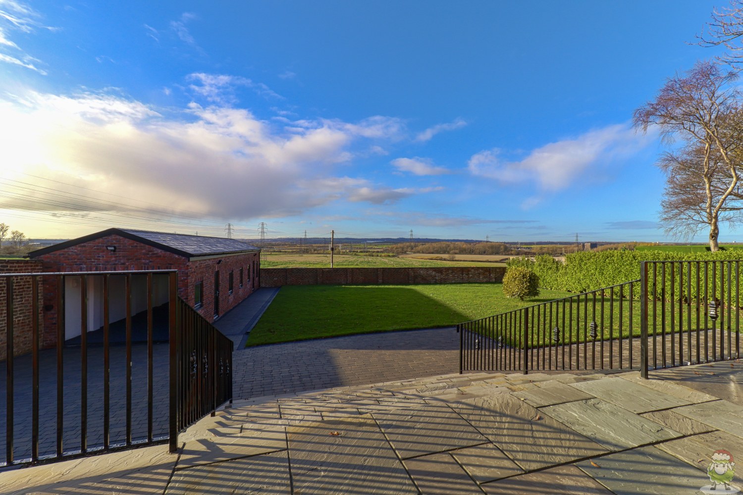 Lawn Drive, West Boldon, East Boldon, Tyne and Wear, NE36, photo 4