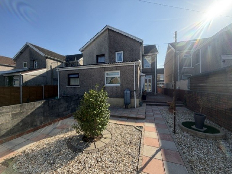 Godfrey Avenue, Glynneath, Neath, Neath Port Talbot., photo 13