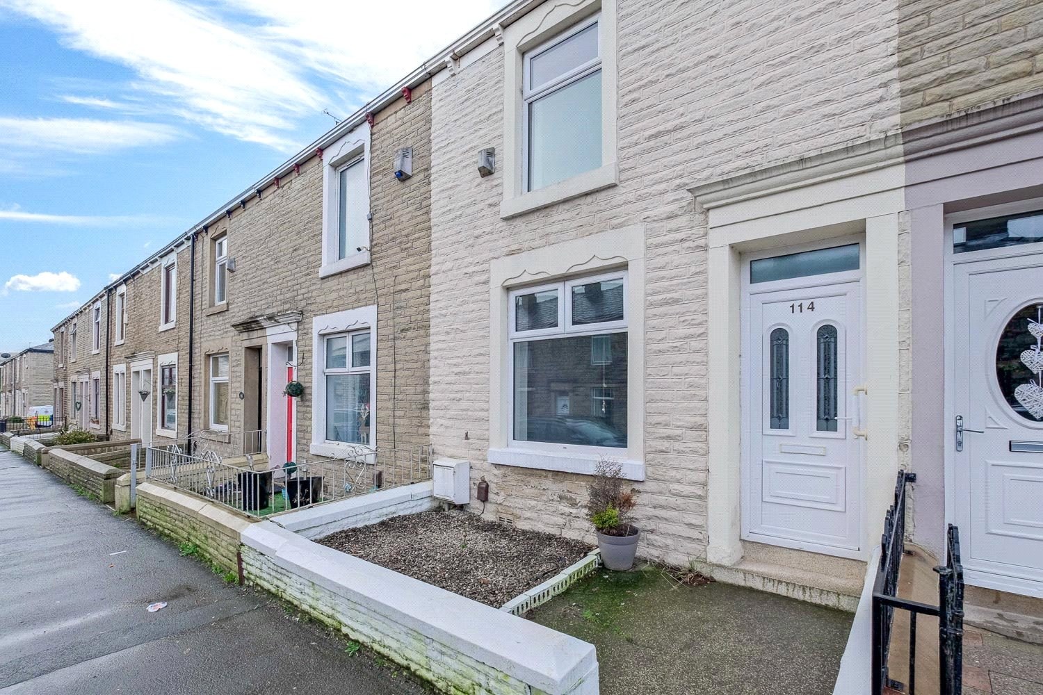 Roe Greave Road