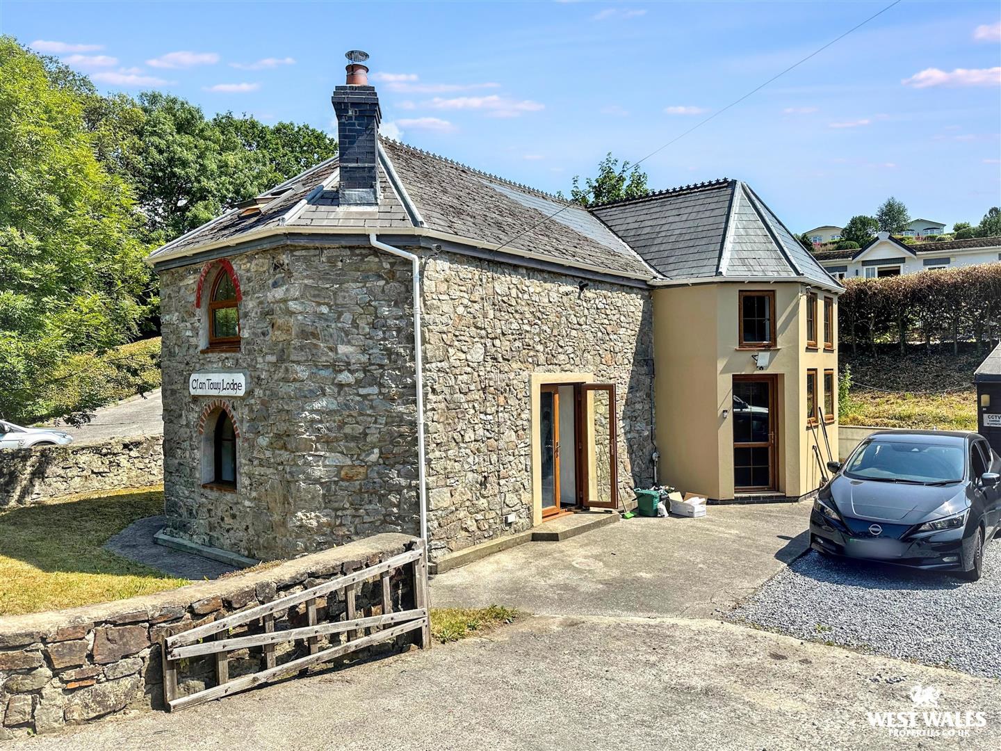Capel Dewi Road, Capel Dewi, Carmarthen, photo 27