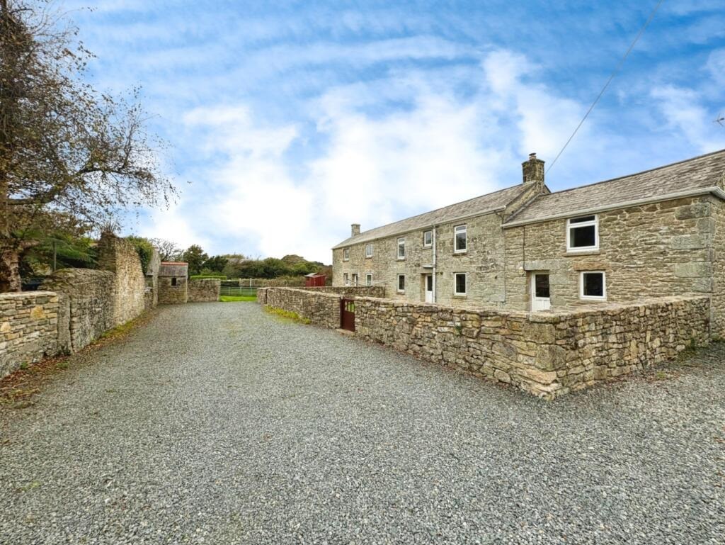 Lovely Character Stone Cottage, Breage, photo 10