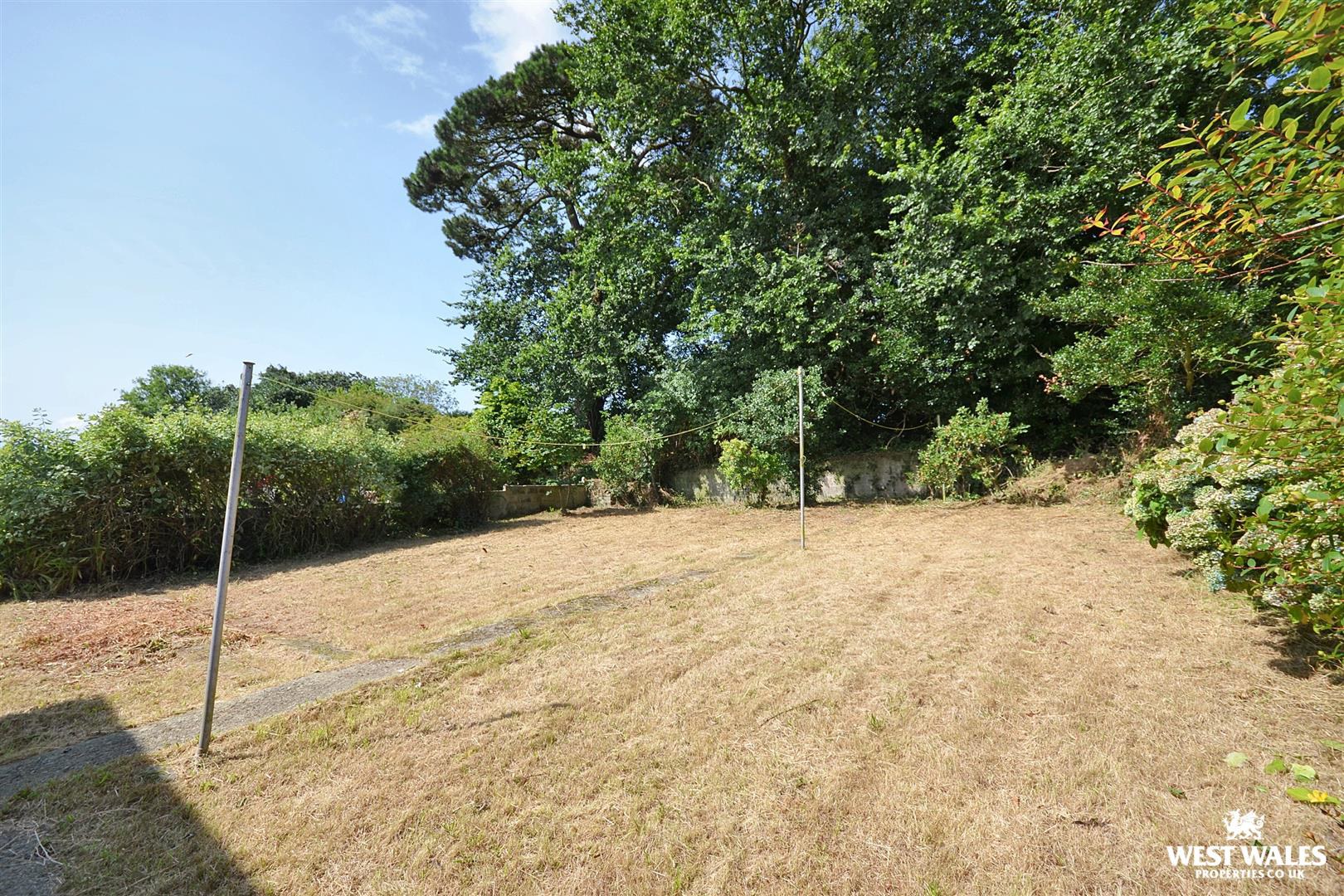 Hillside Close, Goodwick, photo 25