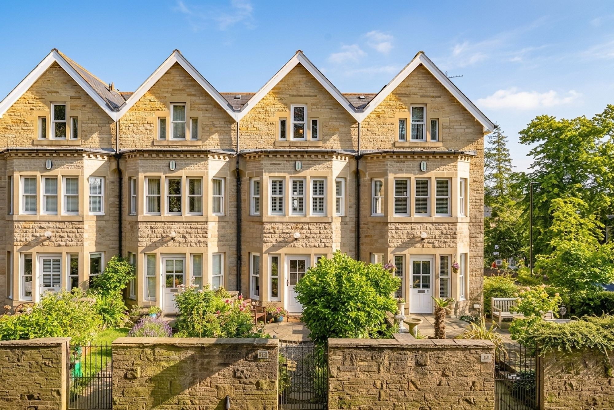 4 bed home for sale in Harlow Moor Road, Harrogate