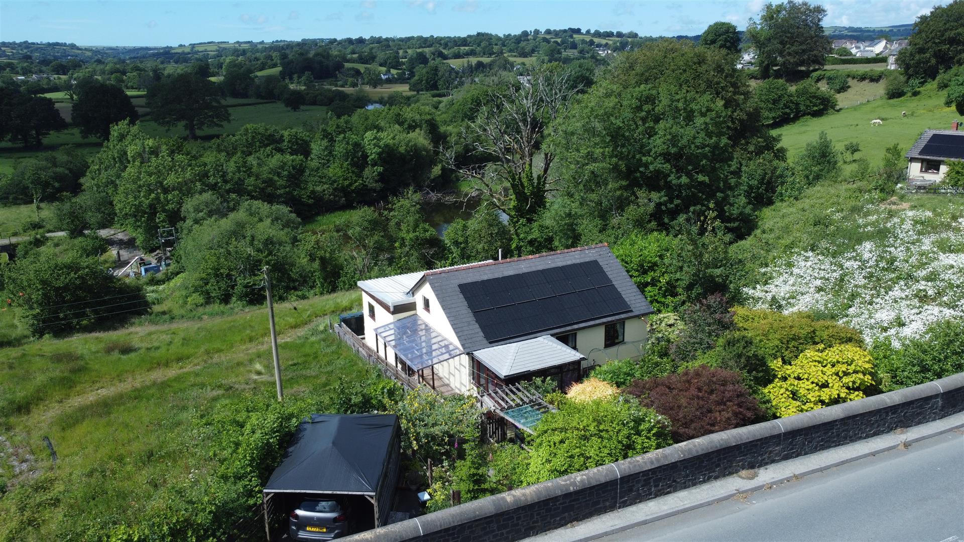 Carmarthen Road, Llanybydder