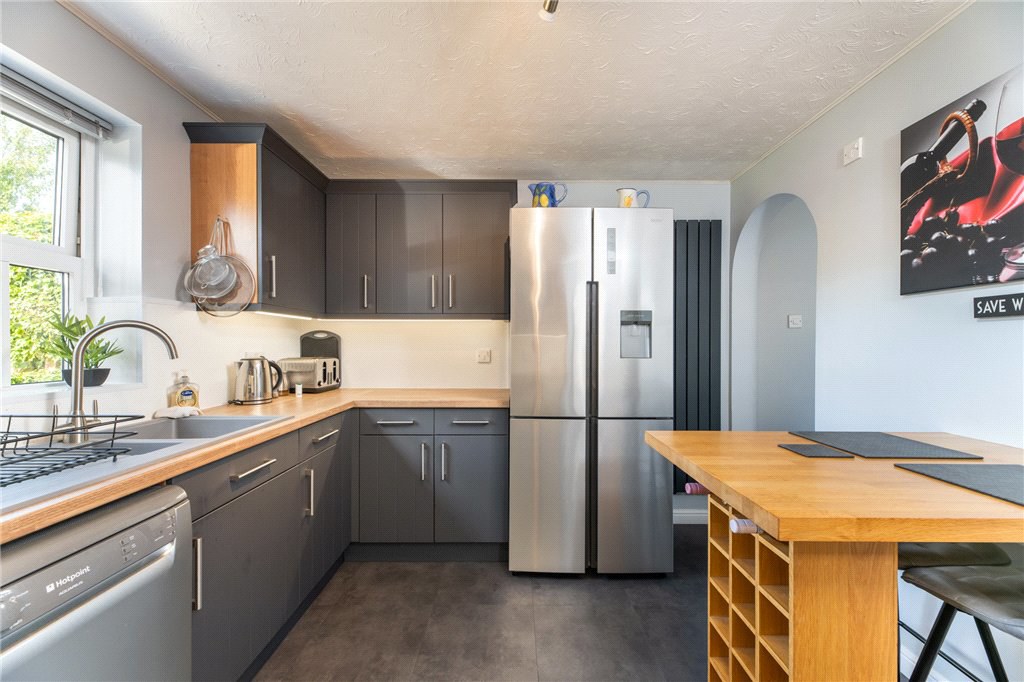 Magnolia Drive, Allerton, Bradford, West Yorkshire, BD15, photo 7