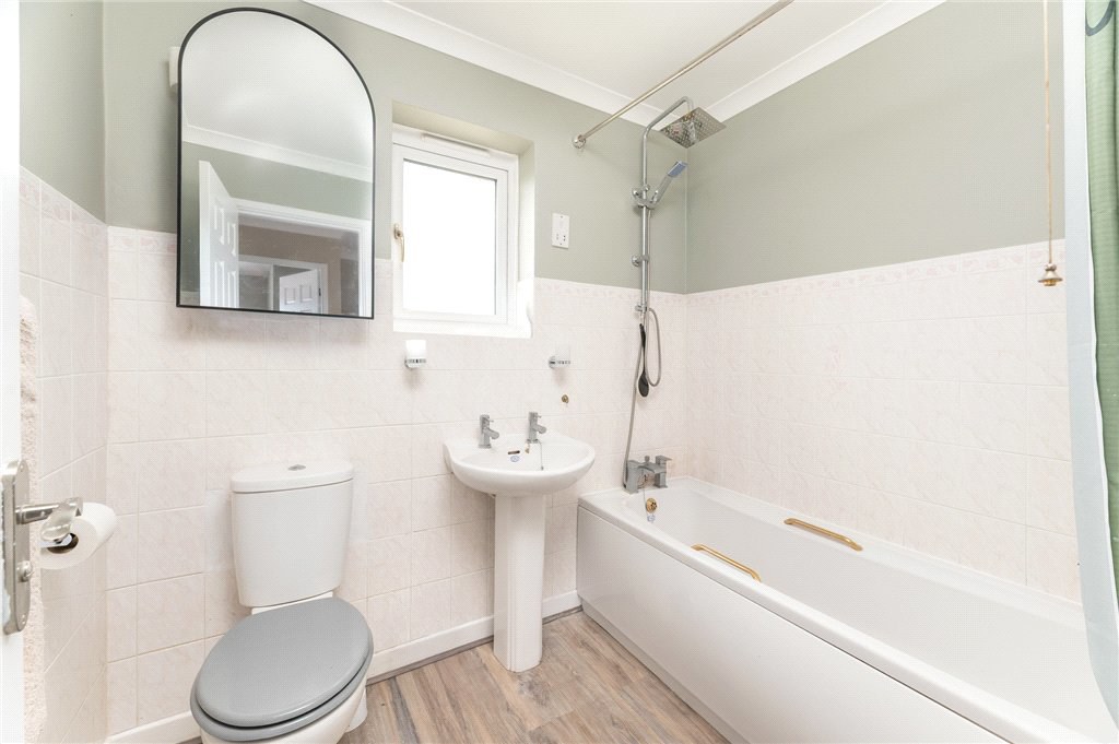 Paddock Drive, Drighlington, Bradford, West Yorkshire, BD11, photo 30