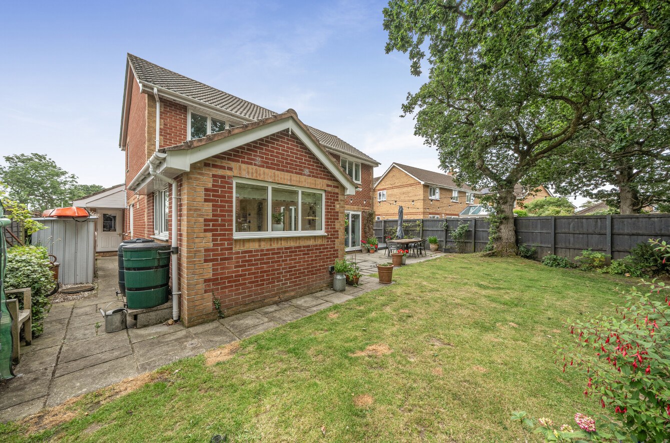 Worcester Crescent, Willand, Cullompton, Devon, EX15, photo 22